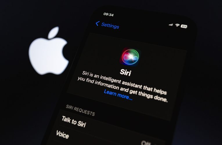 Procuratura din Paris anchetează Apple pentru înregistrările făcute de asistentul vocal Siri