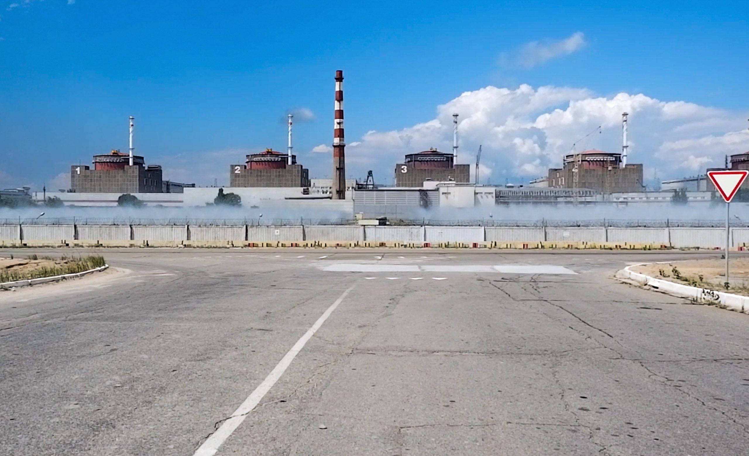 Războiul din Ucraina, ziua 1334. Un atac în masă rusesc asupra unei instalații / Trump i-ar fi spus lui Zelenski să accepte condițiile lui Putin