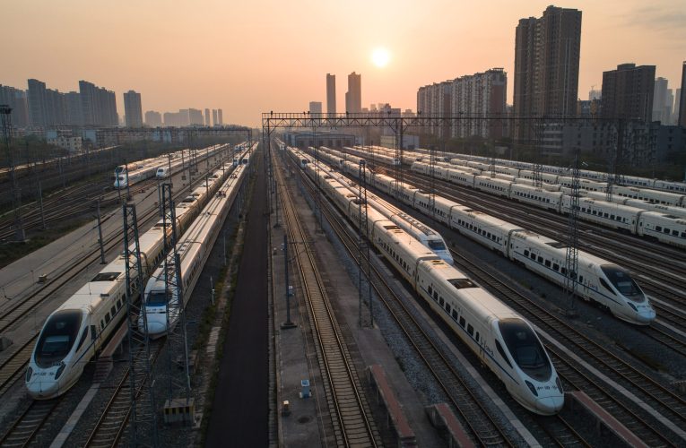 Record în China: 23 de milioane de călătorii cu trenul într-o singură zi