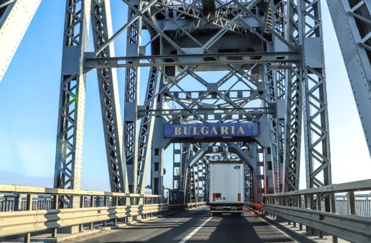 Restricții pe Podul Giurgiu-Ruse în perioada 4-5 noiembrie. Alternative pentru șoferi