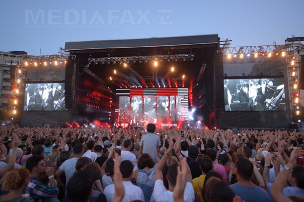 Robbie Williams anulează ultimul concert din turneul mondial din motive de „siguranță publică”