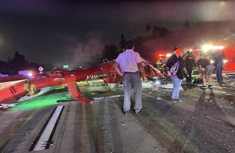 SUA: Elicopter medical cu trei răniți la bord prăbușit pe o autostradă din Sacramento