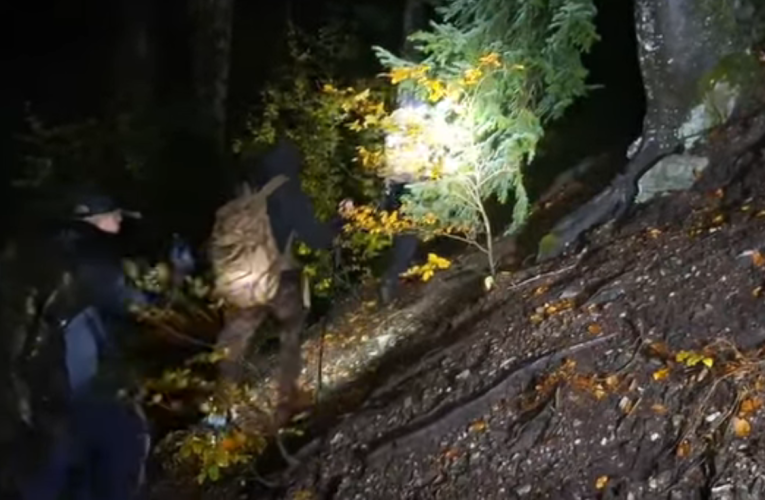 Trei ucraineni, în hipotermie, salvați după ce au rămas blocați patru zile în Munții Maramureșului