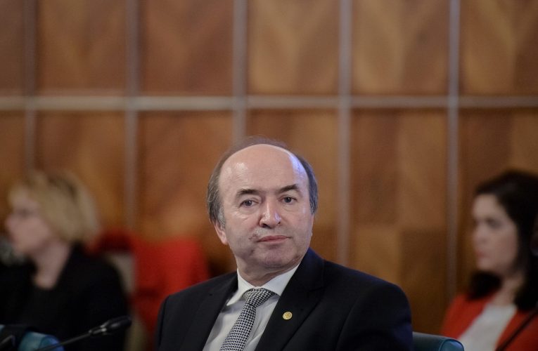 Tudorel Toader: Modificările propuse la legea pensiilor speciale nu schimbă fundamental datele