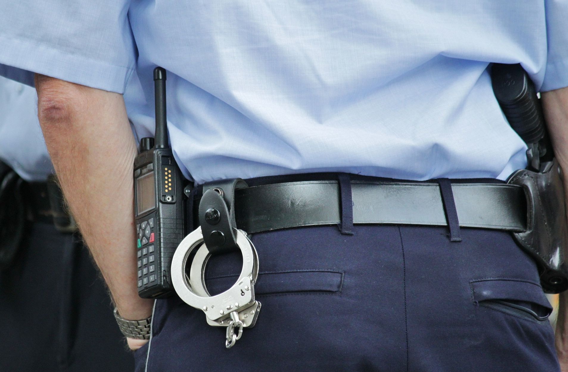 Un fugar acuzat de viol asupra unui minor a fost prins de polițiști