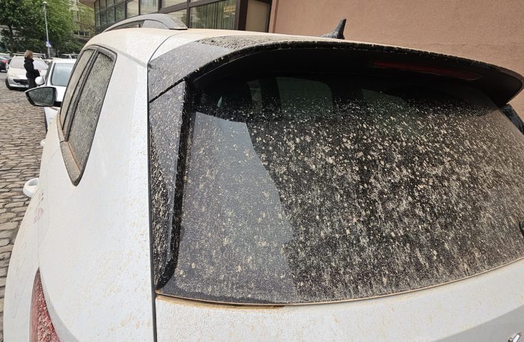 Am putea fi afectați de un val de nisip saharian. Fenomenul va avea loc în Europa în a doua parte a săptămânii