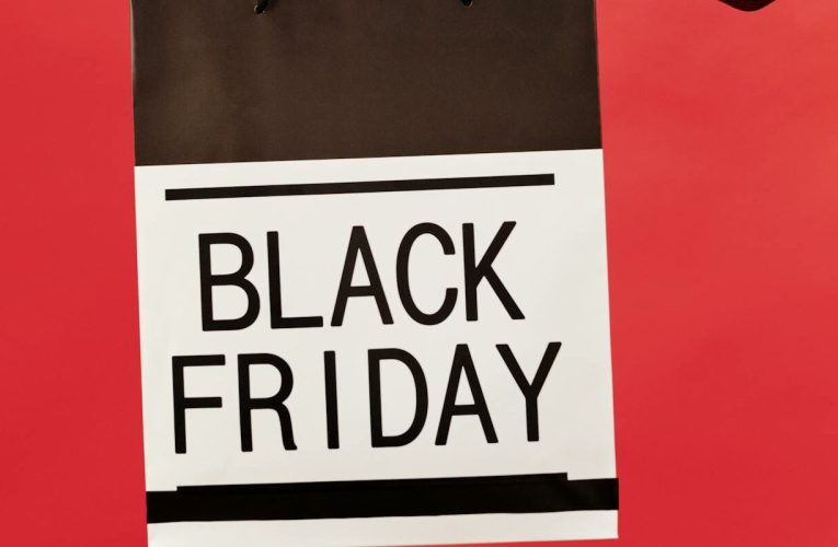 ANPC avertizează consumatorii. Cum ne protejăm finanţele de Black Friday