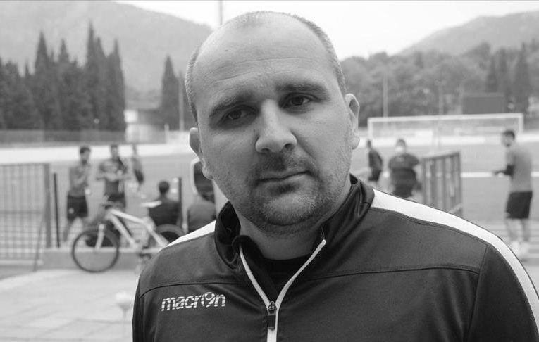 Antrenorul bosniac Mladen Žižović a murit în timpul unui meci din campionatul Serbiei de fotbal