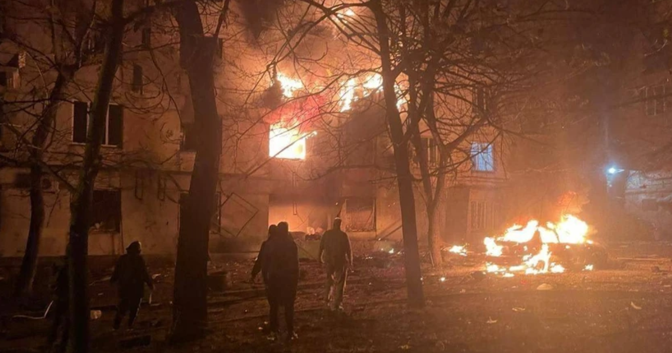 Atac cu drone rusești în Zaporojie: 19 răniți și pagube semnificative