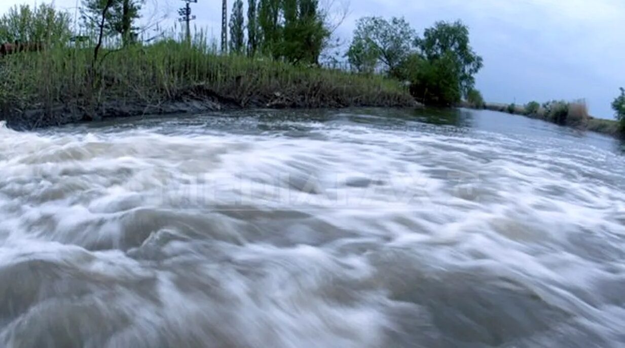 Bilanțul inundațiilor și alunecărilor de teren din Sumatra a urcat la 164 de morți