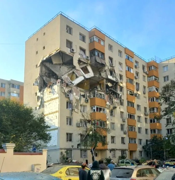 Ce pot face românii care rămân fără casă în urma unei explozii? „Demolarea unui bloc nu înseamnă automat pierderea definitivă a investiției”. Sfaturile avocaților