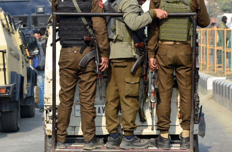 Cel puțin nouă morți și 30 de răniți într-o explozie la o secție de poliție din India