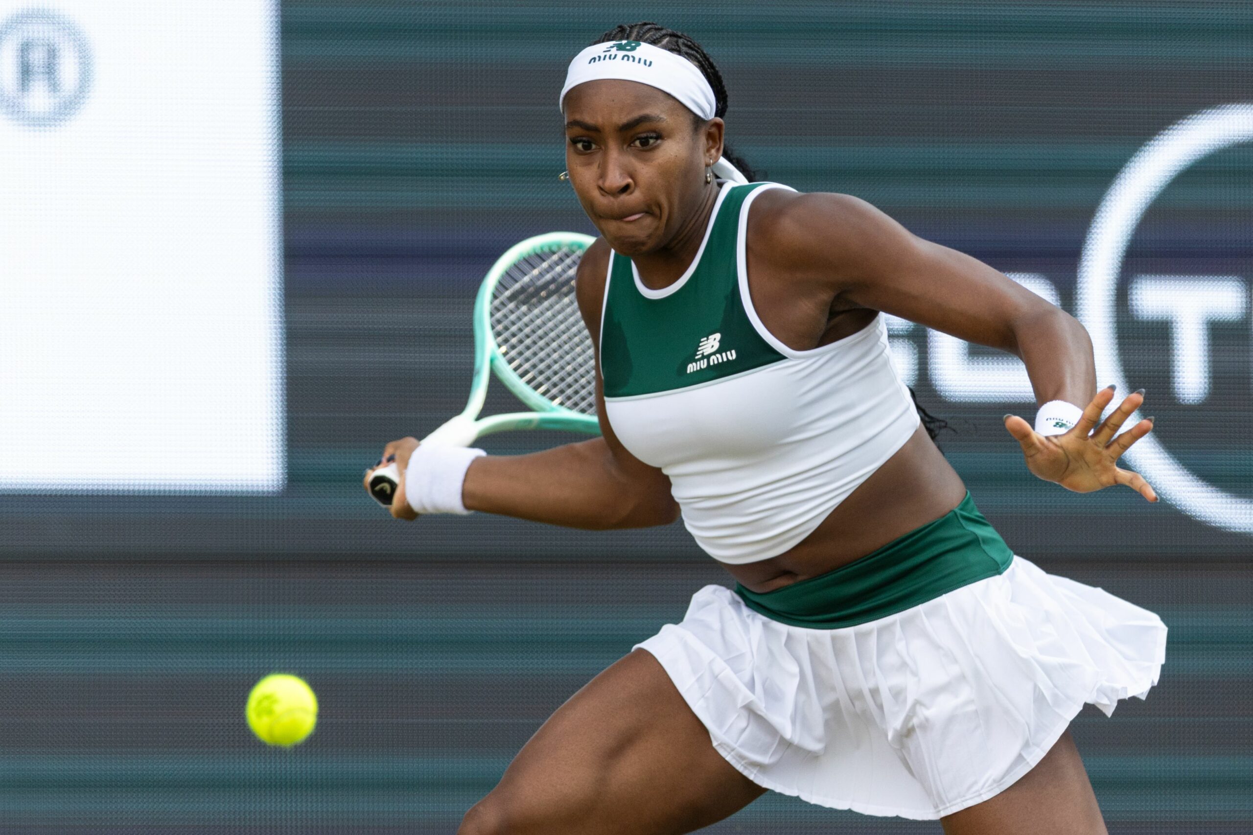 Gauff o învinge pe Paolini și rămâne în cursa pentru titlul WTA Finals