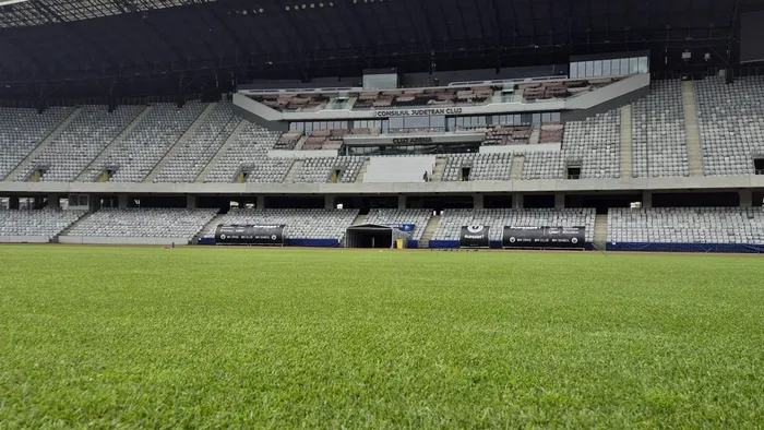 Gazon nou, hibrid, pe Cluj Arena. Capacitatea de utilizare a crescut de cinci ori