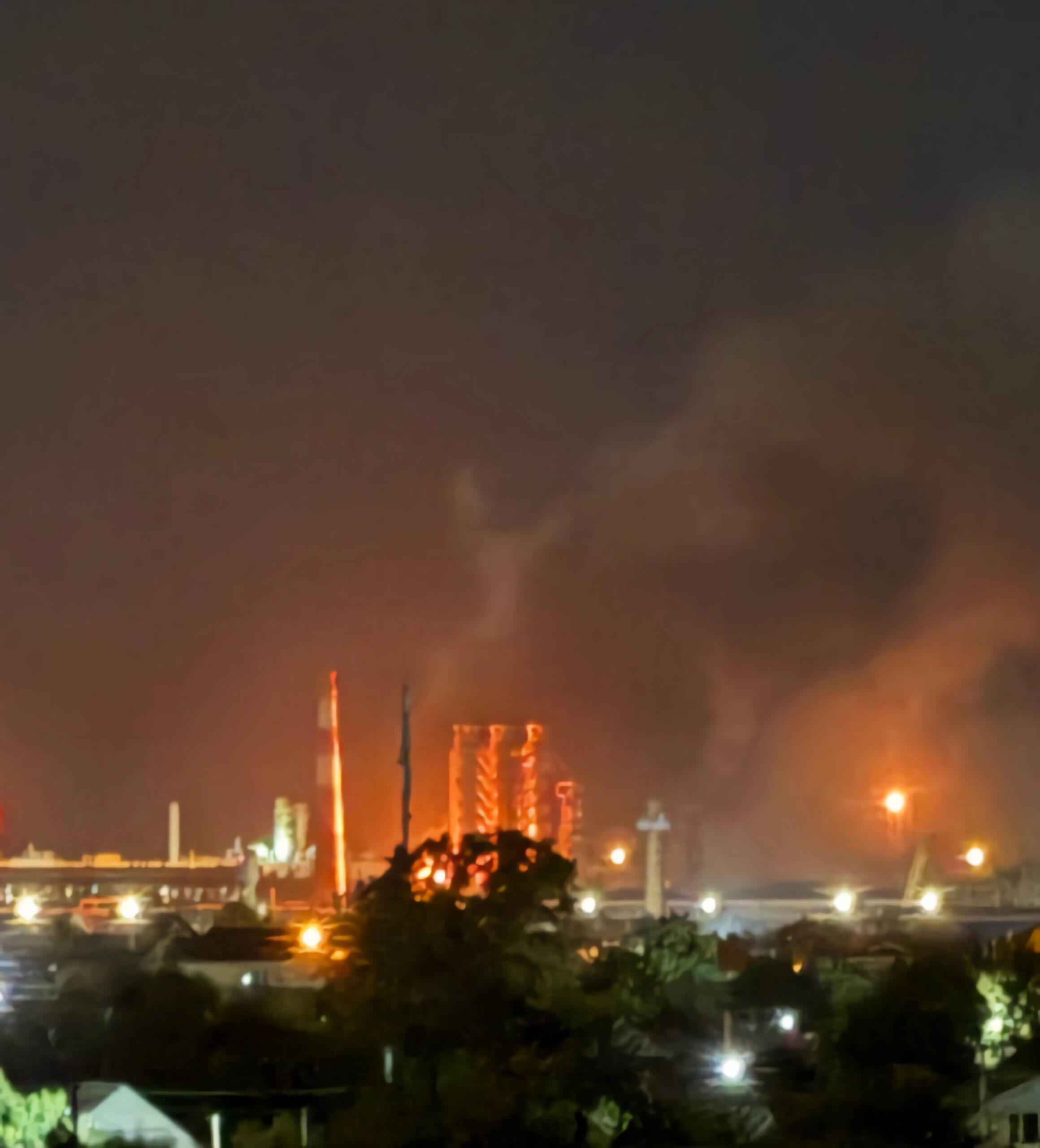 Incendiul la rafinăria Afipsky, stins după atacul cu drone, anunță autoritățile