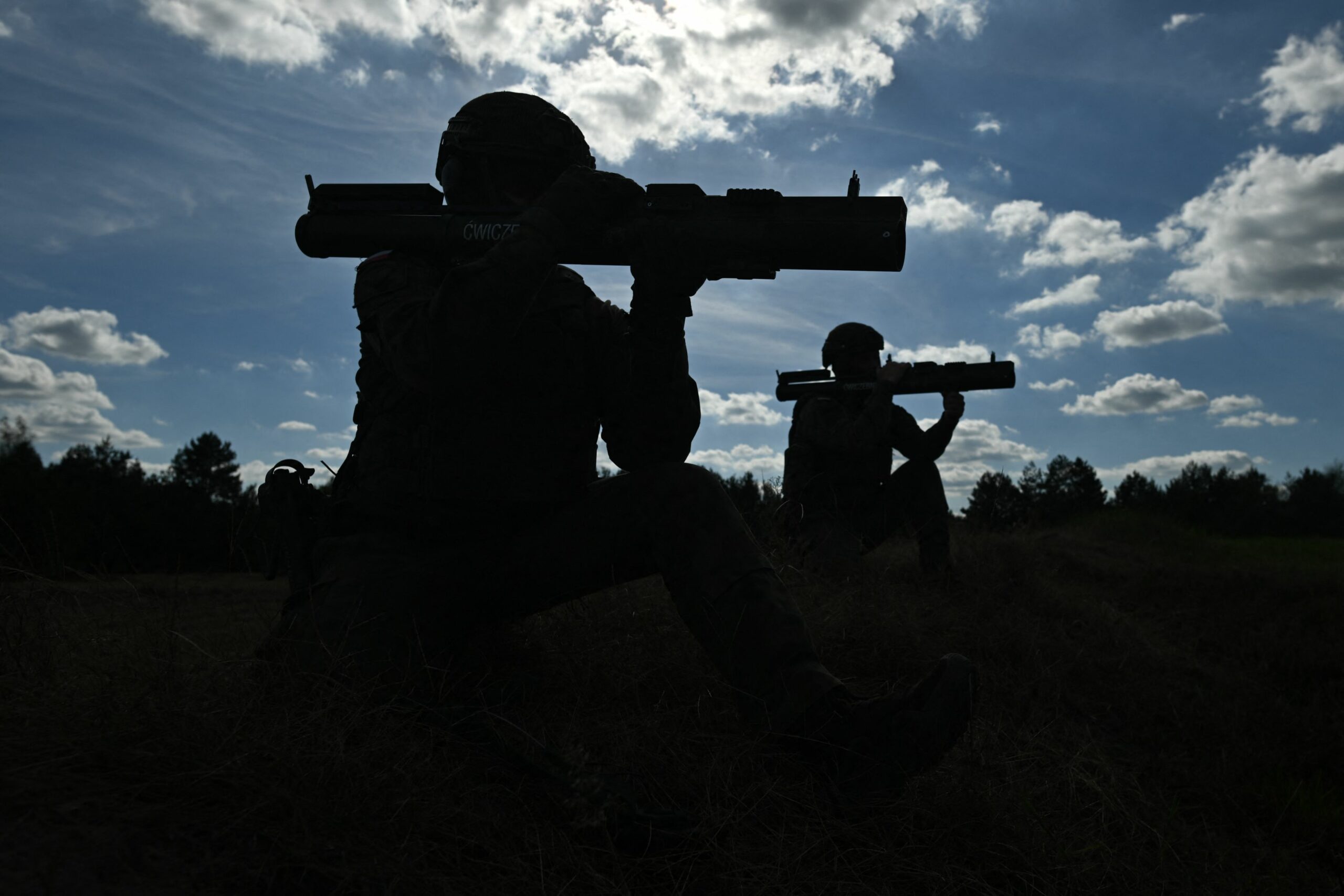 Incident în timpul unui exercițiu NATO cu mortiere în Lituania: Un soldat belgian a murit