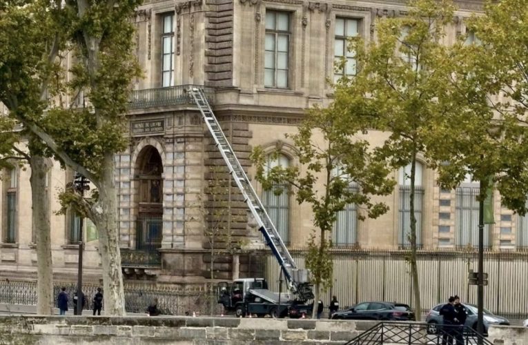 Jaful secolului de la Luvru. A fost prins încă un membru al bandei, ce se întâmplă cu bijuteriile furate