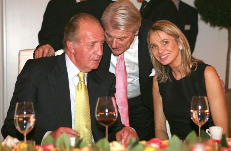 Juan Carlos I, regele emerit al Spaniei, regretă amarnic relația cu amanta sa, Corinna Larsen: „Mi-a pătat reputația”