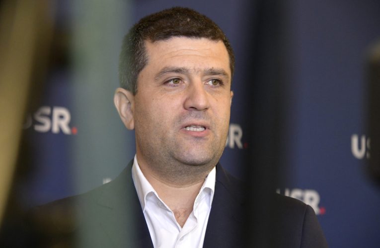 Metadatele CV-ului lui Radu Miruță ridică suspiciuni privind implicarea unor persoane fără funcție în minister