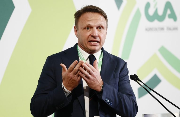 Ministrul italian al Agriculturii cere anchetă după descoperirea produselor „italian sounding” în Parlamentul European