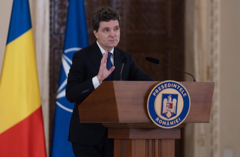 Nicușor Dan a semnat. Ionuț Moșteanu nu mai face parte din Guvern