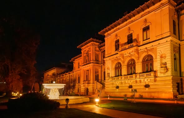 Palatul Cotroceni iluminat în portocaliu. Un apel ferm privind violența împotriva femeilor în România