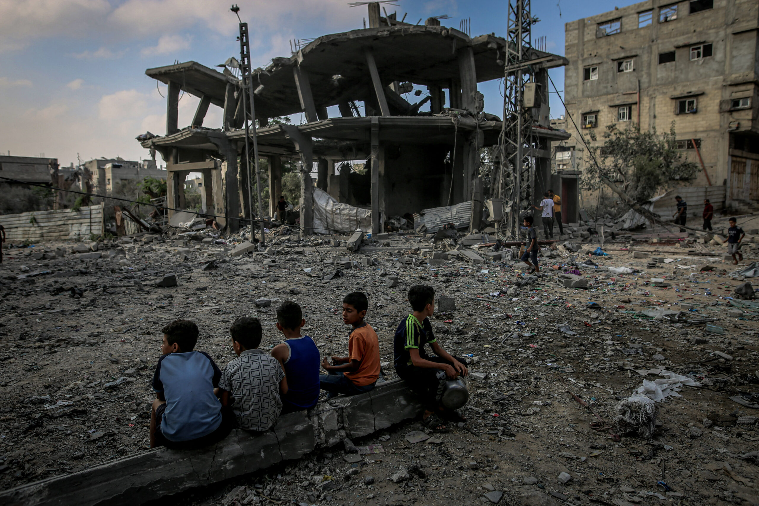 Peste 6.000 de persoane din Gaza au nevoie urgentă de reabilitare după amputări