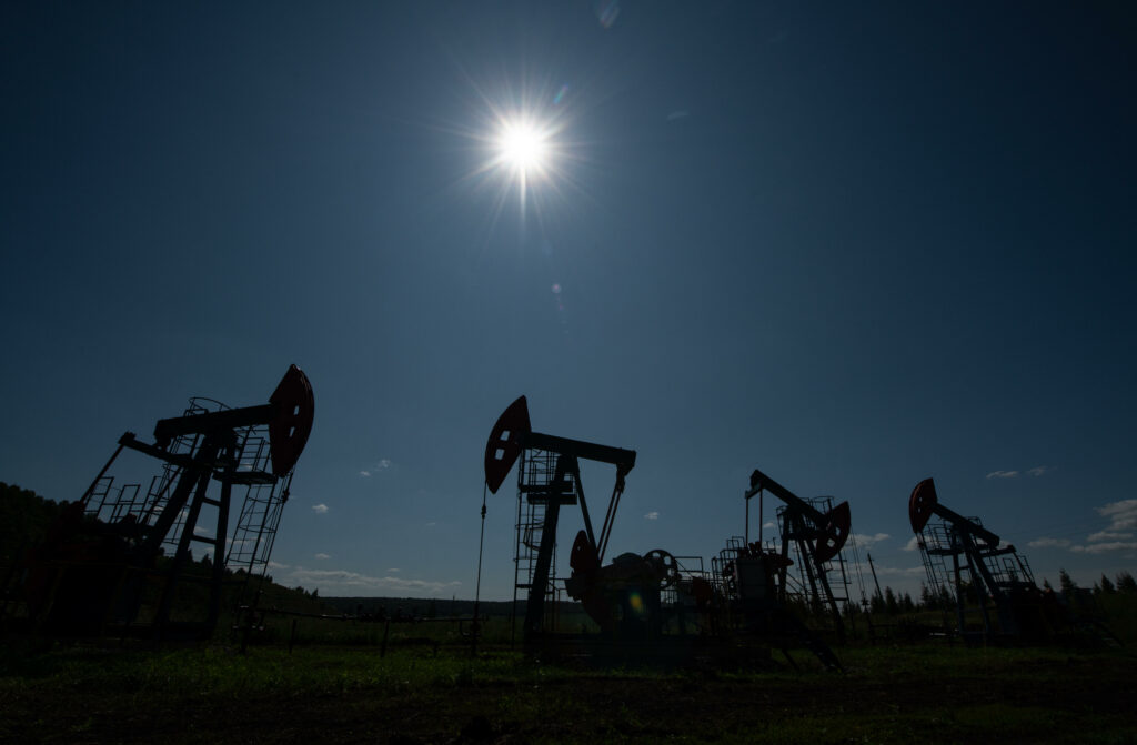 Prețul petrolului rusesc se prăbușește. India și China reduc achizițiile înaintea sancțiunilor SUA