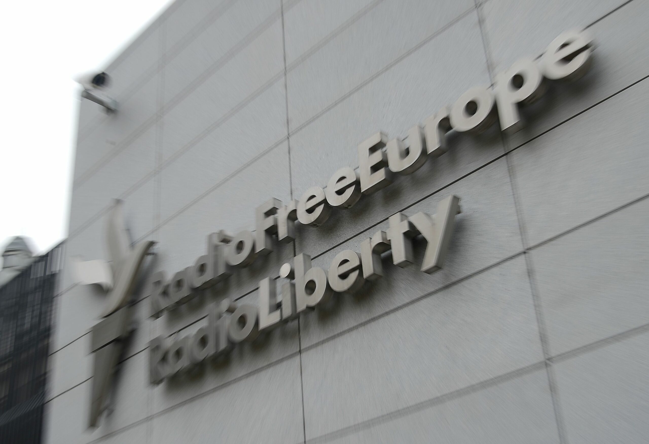 Radio Europa Liberă se închide în Ungaria. Administrația Trump acuză postul de subminarea lui Viktor Orban