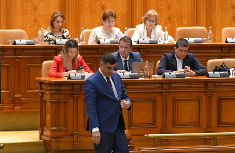 Reacția lui George Simion după demisia ministrului Ionuț Moșteanu