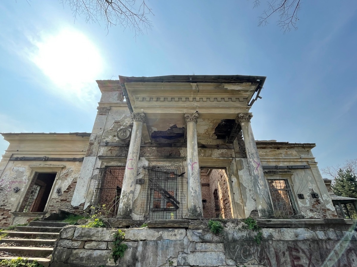 Societatea civilă solicită premierului și ministrului Culturii să nu desființeze Institutul Național al Patrimoniului. Care este pericolul deciziei