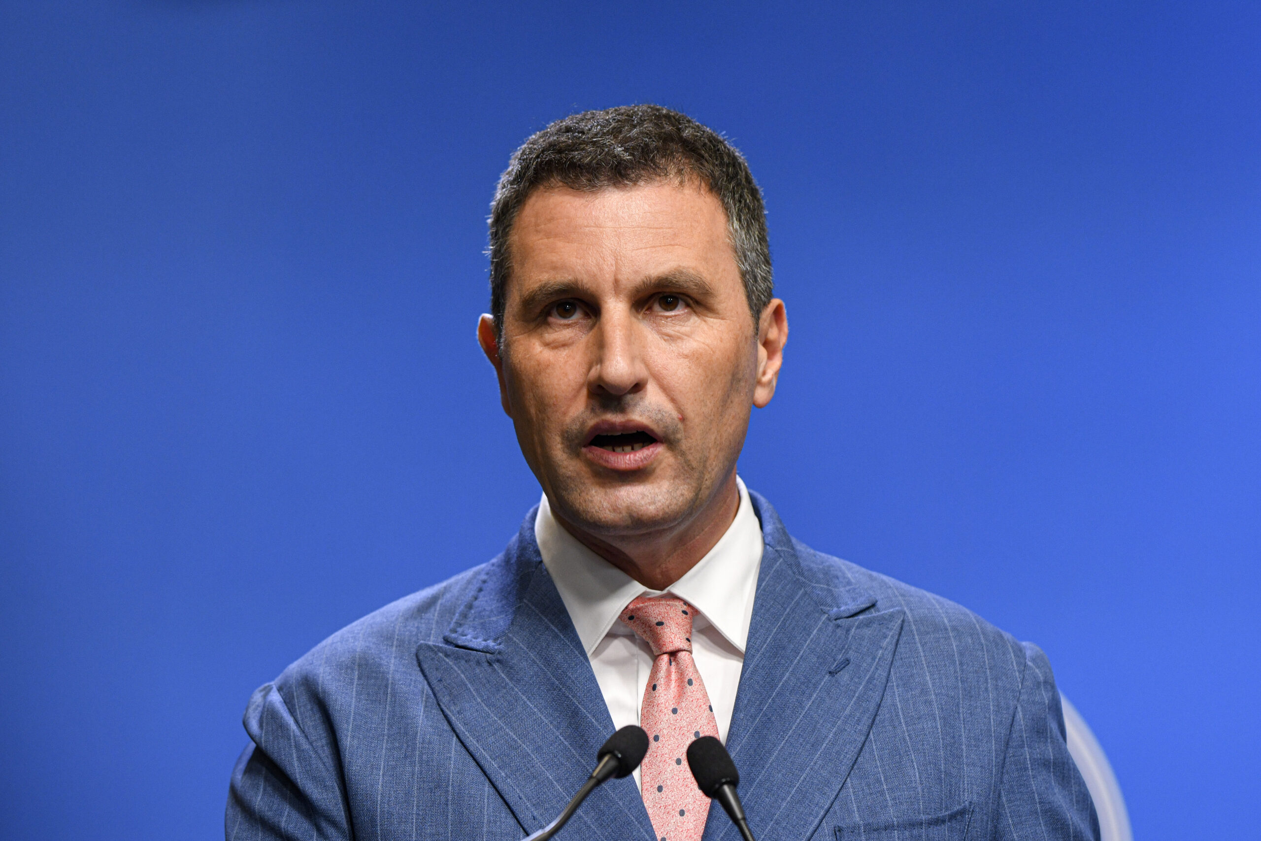 Tánczos Barna: „Pensionarii cu pensii speciale care se reangajează la stat vor primi doar 15% din pensie”