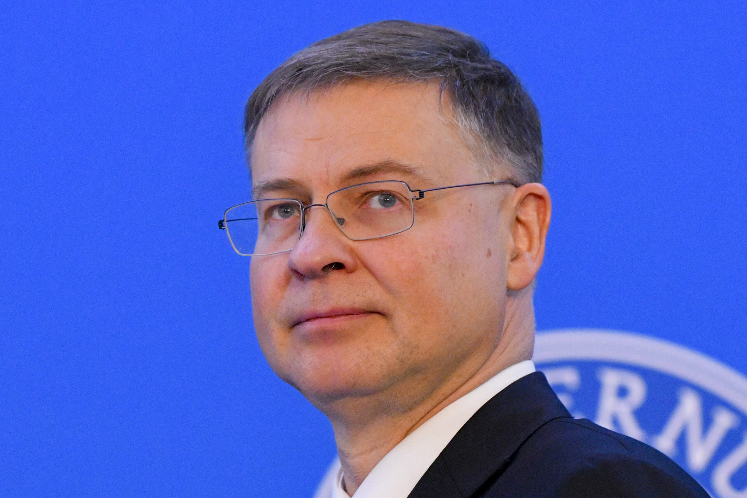 UE ar urma să finanțeze Ucraina până la aprobarea planului privind activele rusești înghețate