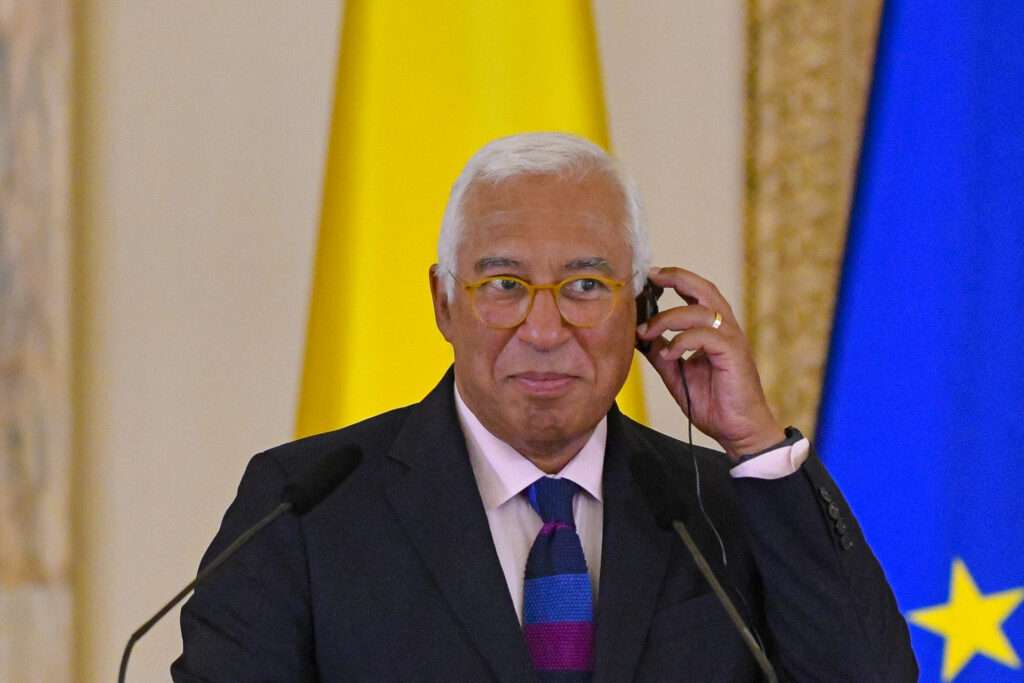 UE spune că va continua sprijinul pentru Ucraina în timp ce discuțiile de pace avansează