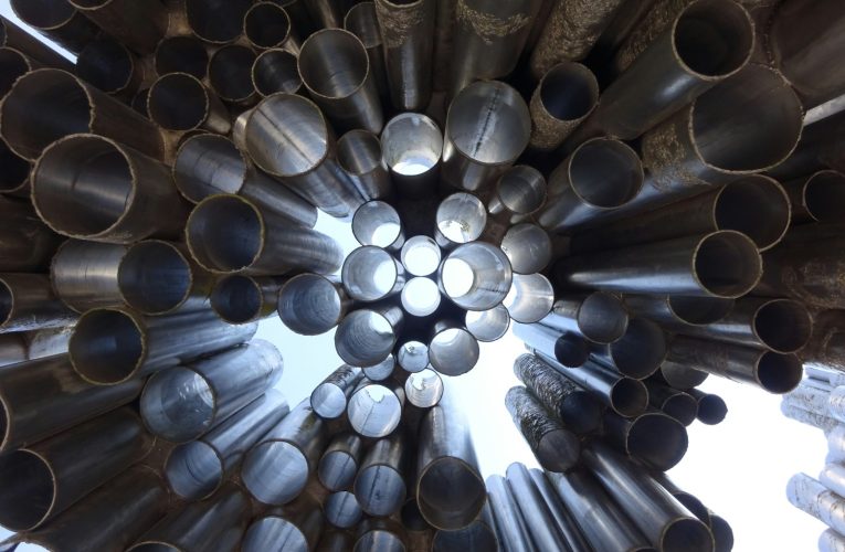 Un ghid aprofundat al oțelului inoxidabil: Alegeți materialul corect pentru industria românească (P)