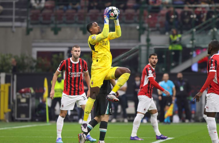 AC Milan îi propune oficial prelungirea contractului lui Mike Maignan