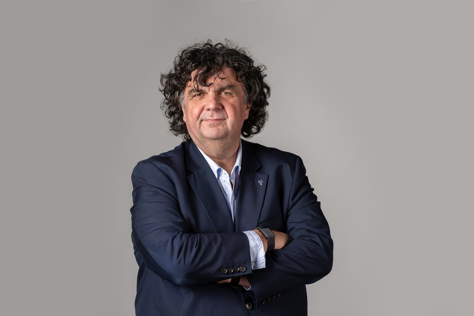 Analiză a pieței muncii în 2025: Trend ascendent în construcții, concedieri în automotive și IT