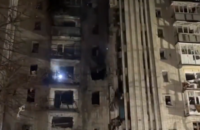 Atac cu drone rusești asupra orașului ucrainean Sumî. Cel puțin șapte persoane rănite