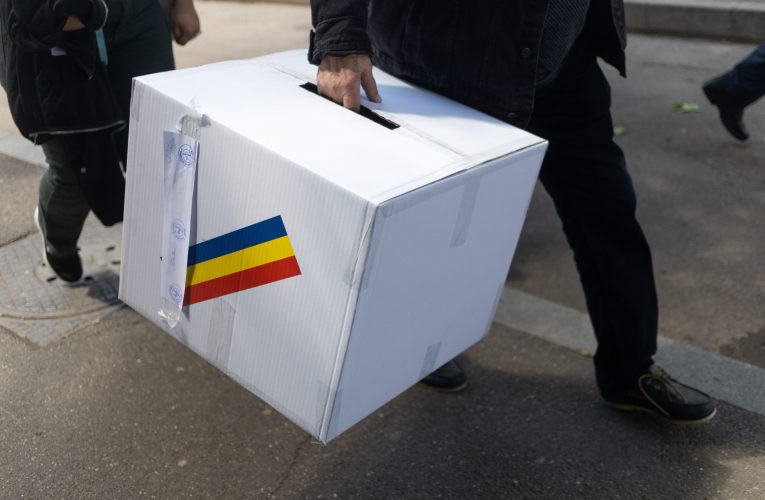 AUR, reacție după ce un membru în secție de votare din Buzău a lovit cu mașina un jurnalist