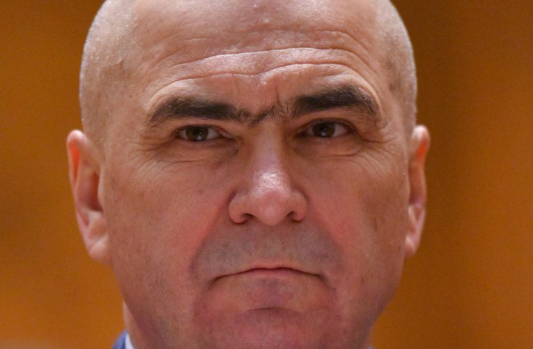 Bolojan, despre Petrom: Nu s-a pus problema ca OMV să se retragă din România