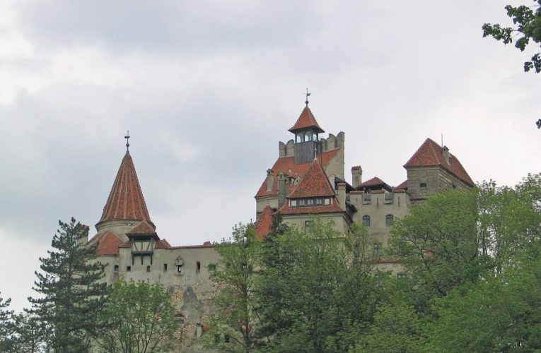 Britanicii au aflat despre proiectul Dracula Land din România: atracții incredibile, cea mai mare destinație de divertisment de pe continent