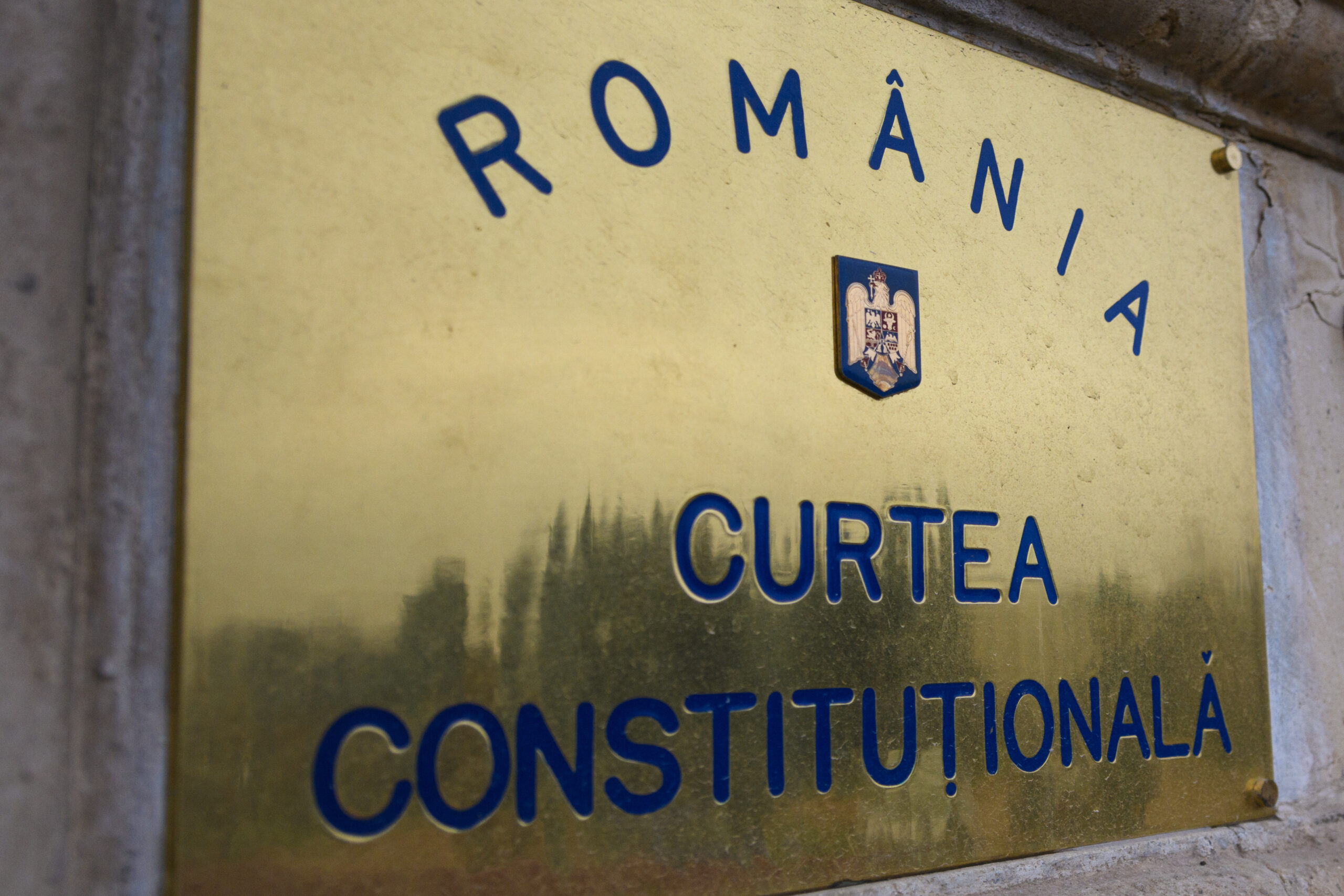 CCR a amânat pe luni decizia privind pensiile speciale