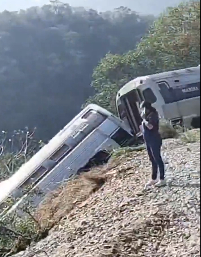 Cel puțin 13 morți și peste 90 răniți după ce un tren a deraiat în statul Oaxaca, din Mexic