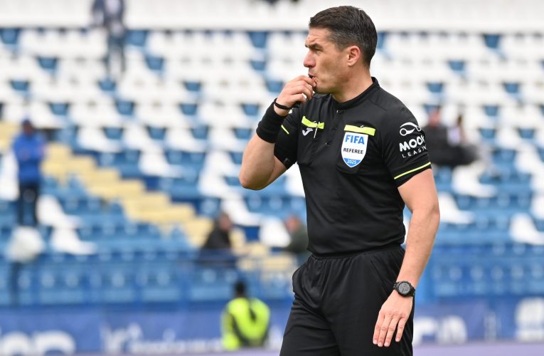 Clement Turpin câștigă titlul de cel mai bun arbitru din lume. Istvan Kovacs, aproape de podium