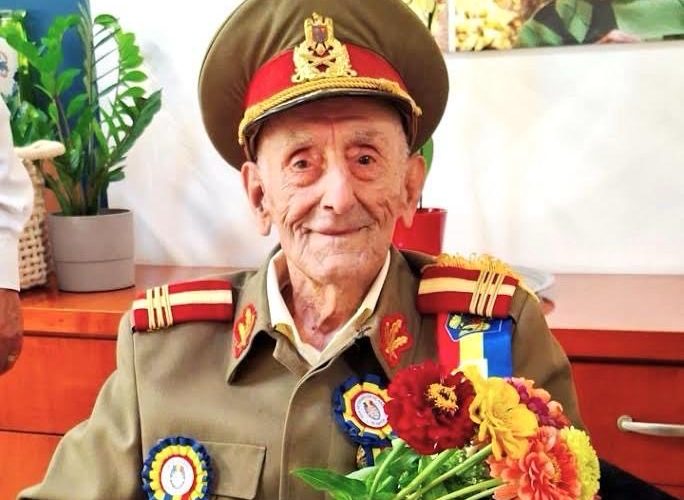 Colonelul (r.) Ion Vasile Banu a murit la 107 ani. Veteranul fusese recent decorat de președintele Nicușor Dan