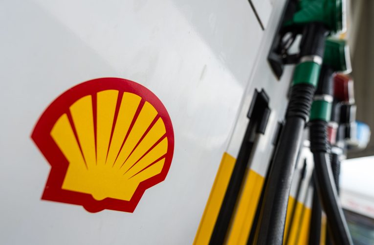 Compania petrolieră Shell, dată în judecată de supraviețuitori ai taifunului din Filipine