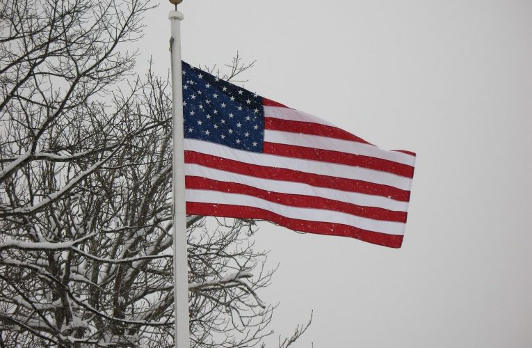 Companiile aeriene americane anulează peste 1.000 de zboruri din cauza furtunii de zăpadă