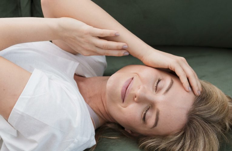 Corpul îmbătrânește rapid între 44 și 60 de ani. Obiceiuri care încetinesc îmbătrânirea