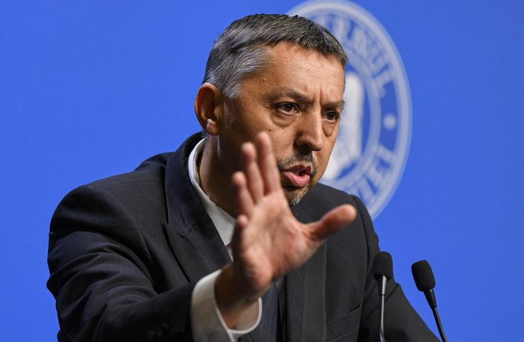 Daniel David ia în calcul plecarea din fruntea Ministerului Educației în 2026