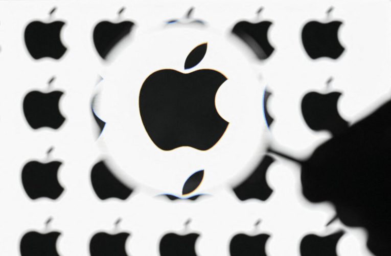 Dezvoltatorii europeni se revoltă împotriva taxelor Apple